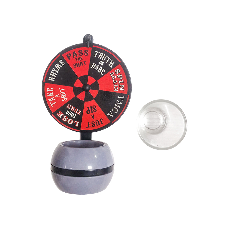 Gioco della roulette sul tavolo del vino