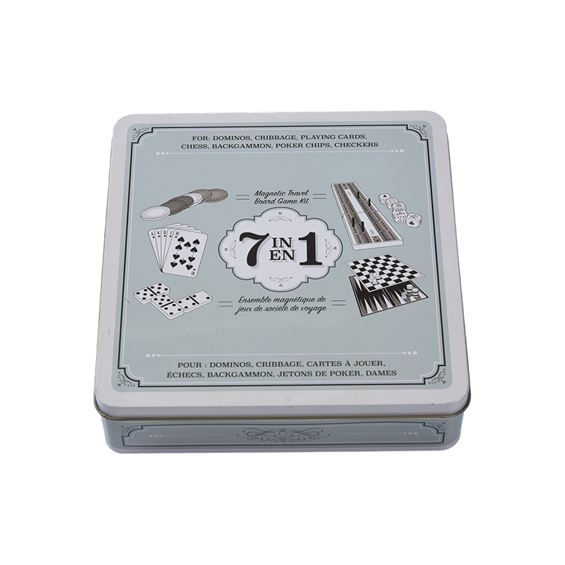 Set da gioco da viaggio 7 in 1 con scatola di ferro portatile