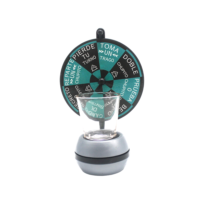 Gioco della roulette sul tavolo del vino