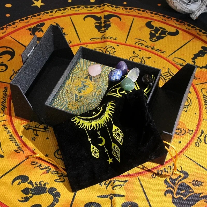 Edizione da collezione a tema zodiacale: set di tarocchi e cristalli del tesoro di Mystic