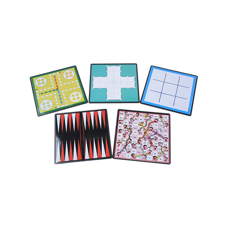 Set da gioco da tavolo magnetico 7 in 1 con custodia in latta di metallo