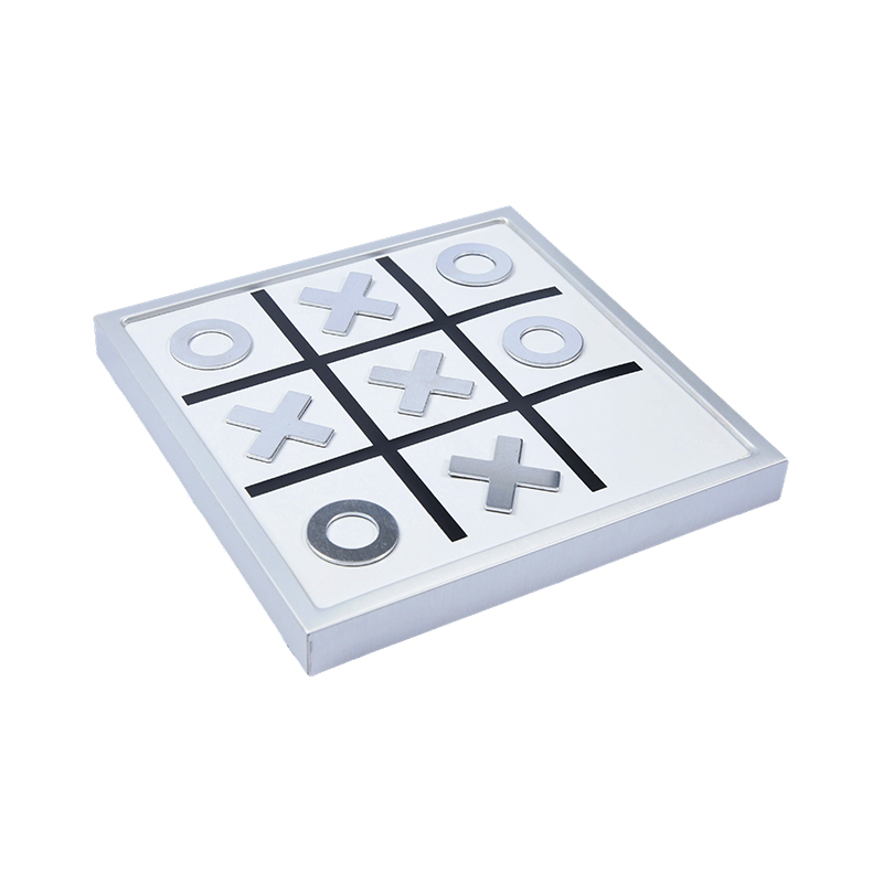 Gioco Tic-Tac-Toe in metallo moderno in edizione desktop