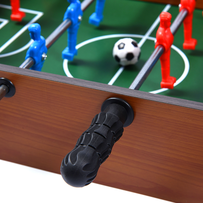 Classico biliardino in legno - Gioco da tavolo compatto con giocatori vivaci e contatori di punteggio