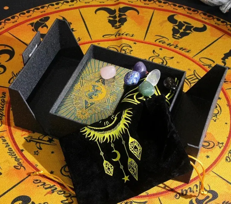 Set di tarocchi e cristalli del tesoro di Mystic: vale la pena acquistarlo?